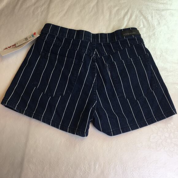 Unionbay Chloe Striped Shorts Blue White Juniors 5 - Picture 15 of 16